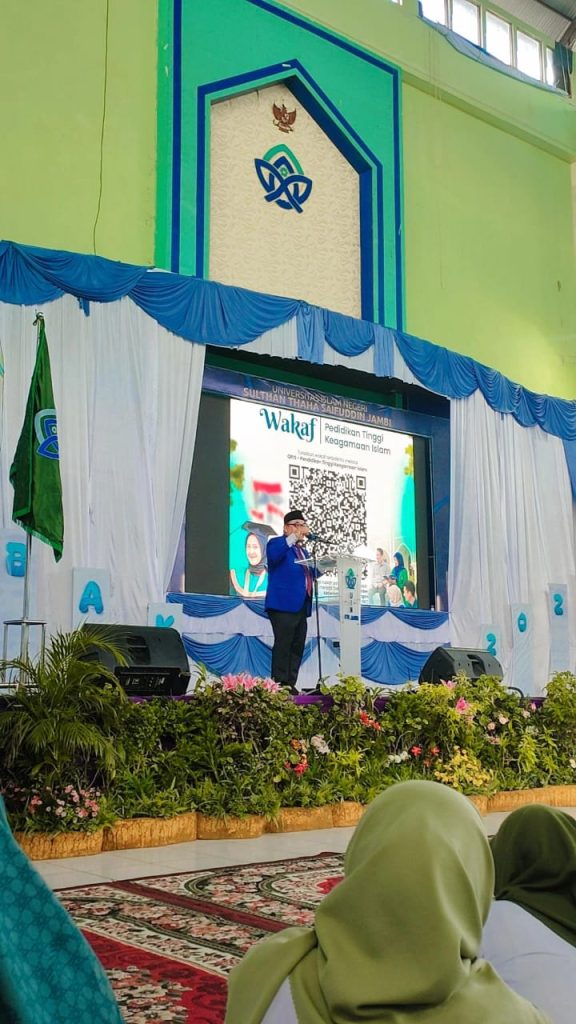 Sambutan Hangat Ketua Prodi Sejarah Peradaban Islam dalam PBAK UIN STS Jambi