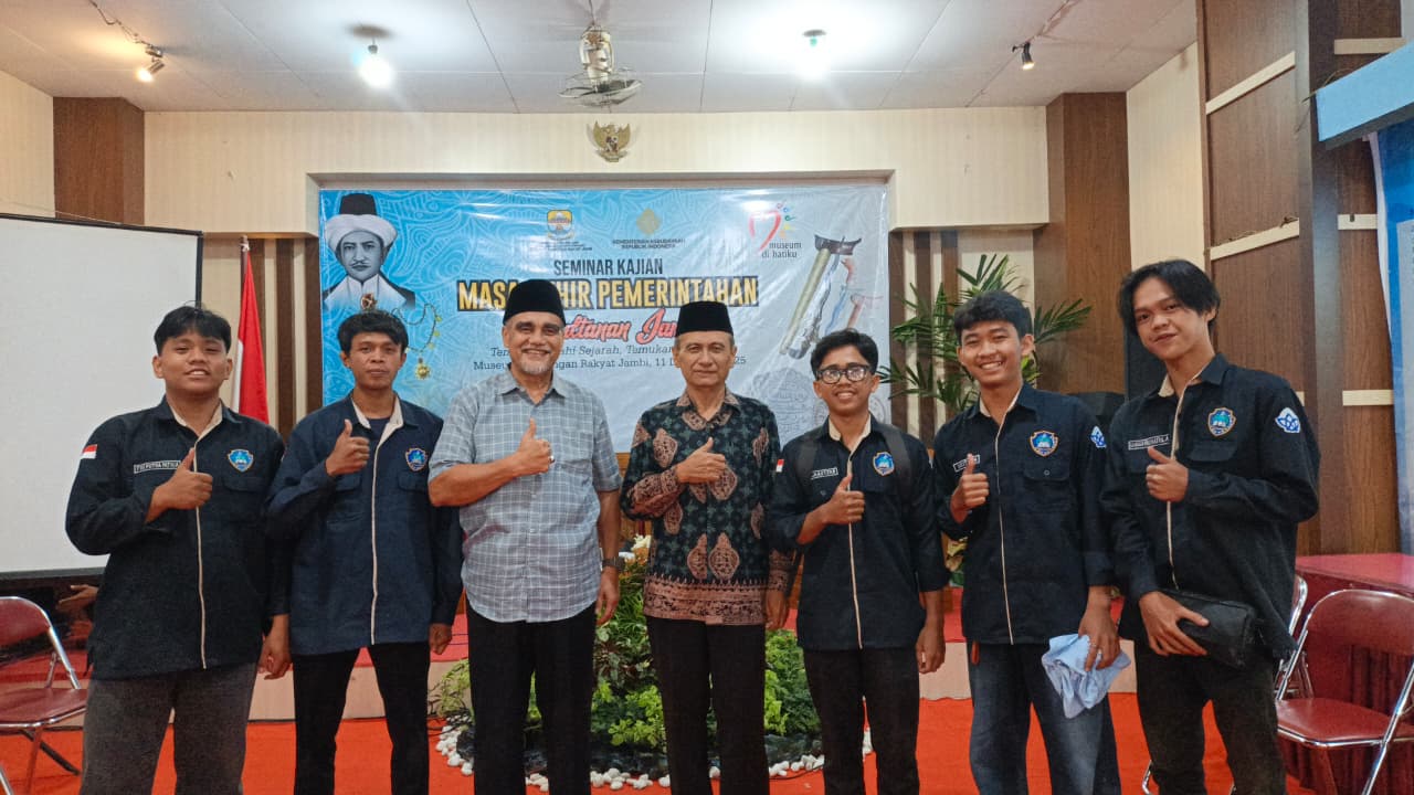 Semangat Lestarikan Sejarah: Mahasiswa Prodi SPI Hadiri Seminar Kesultanan Jambi